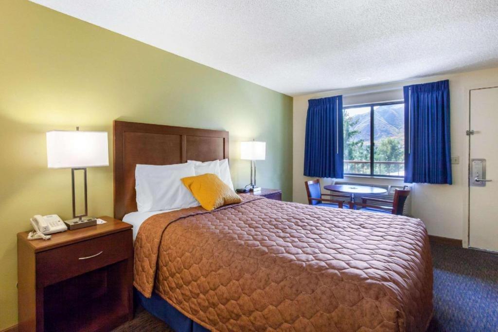 Rodeway Inn Glenwood Springs Exterior foto
